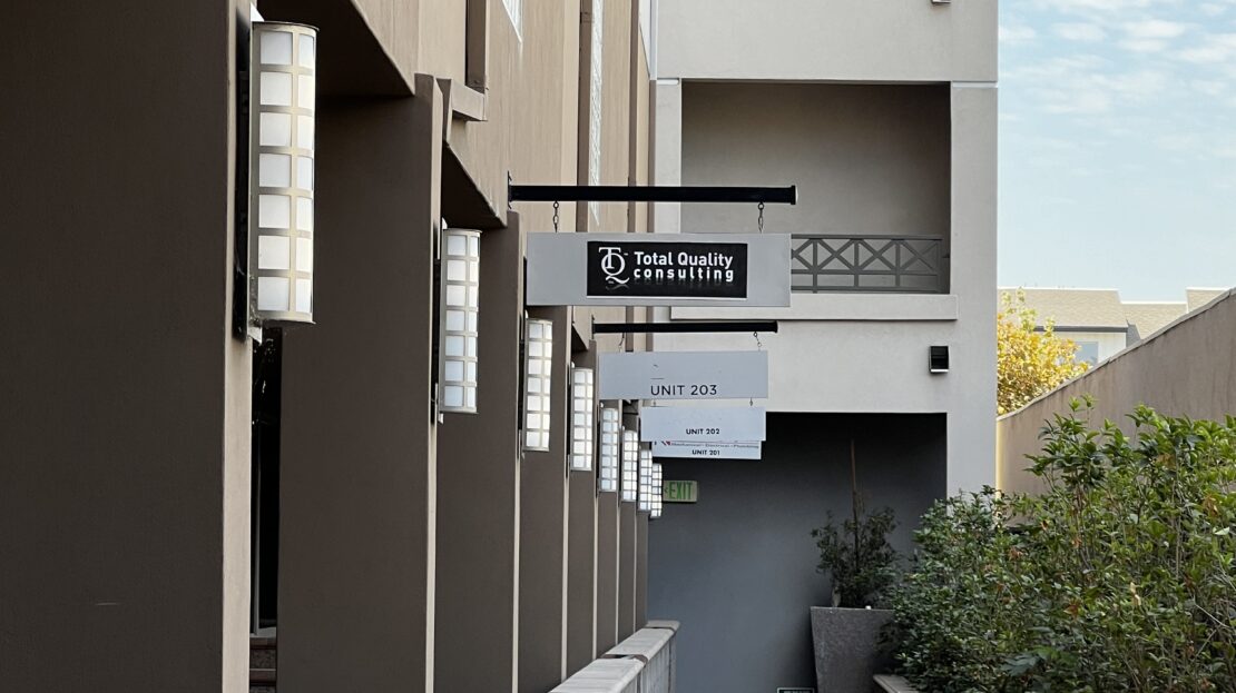 Featured Image_931 E. Walnut Street Unit 202