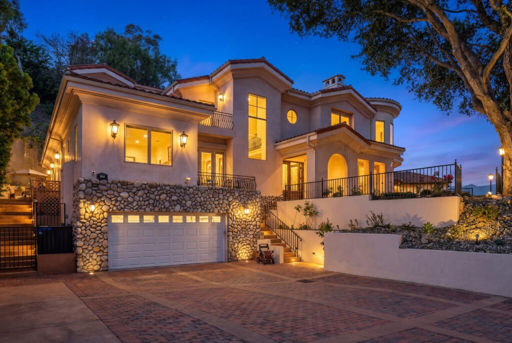 Featured Image_6 Reasons 868 Braewood Court South Pasadena Defines Luxury Living.